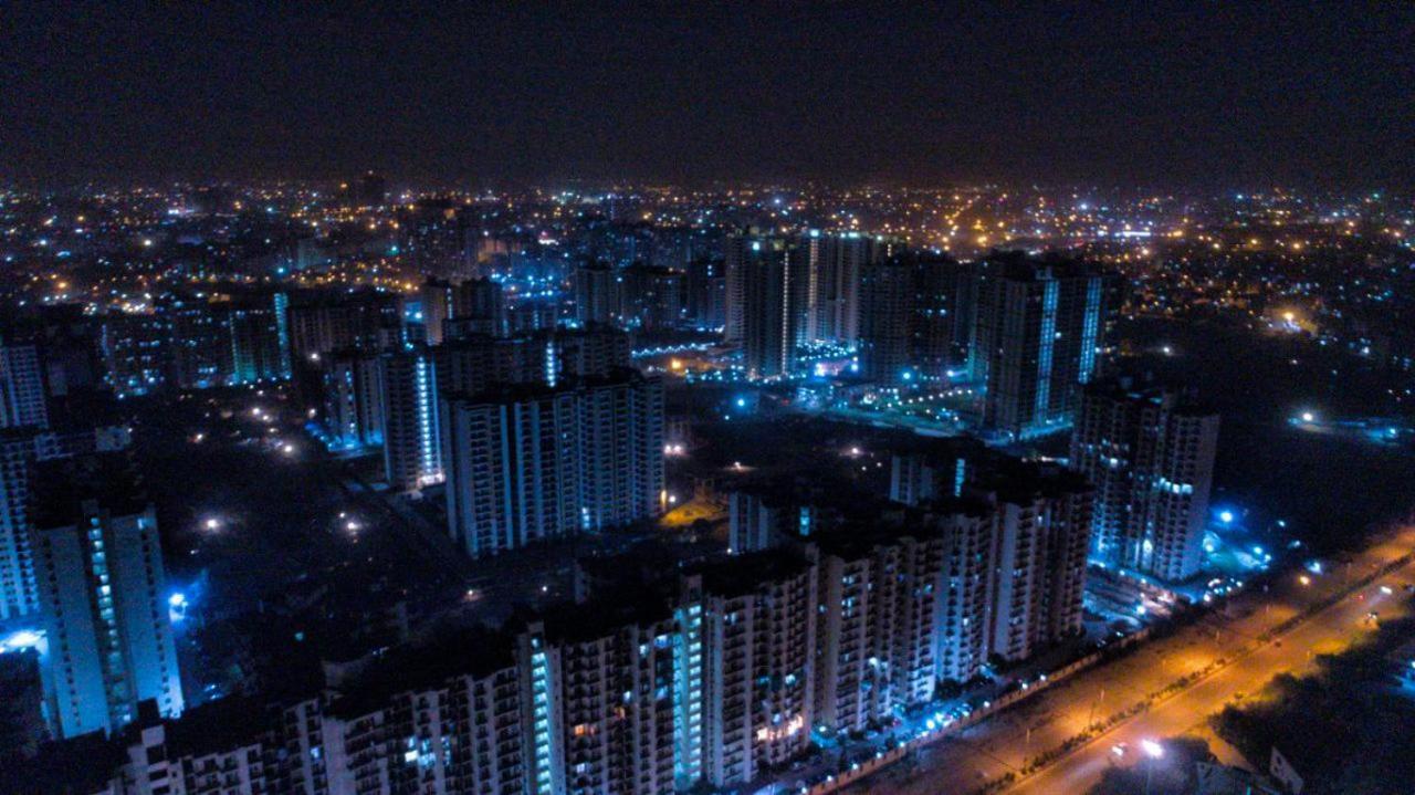 Taj Studios-Serviced Studio Apartment Noida Buitenkant foto